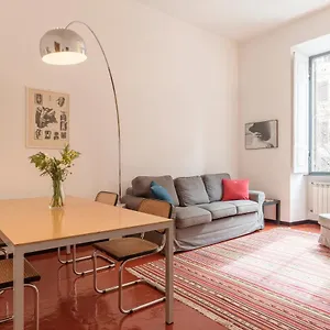 https://elizabeth-house.it-romehotels.com
