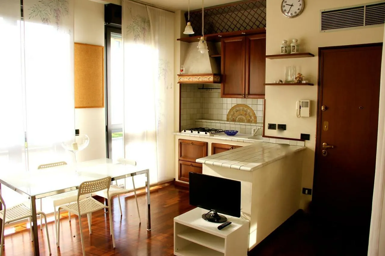 Studio Downtown Fantastic Area Apartment Milan