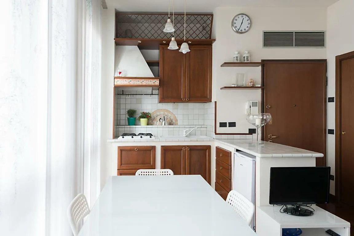 Studio Downtown Fantastic Area Apartment Milan